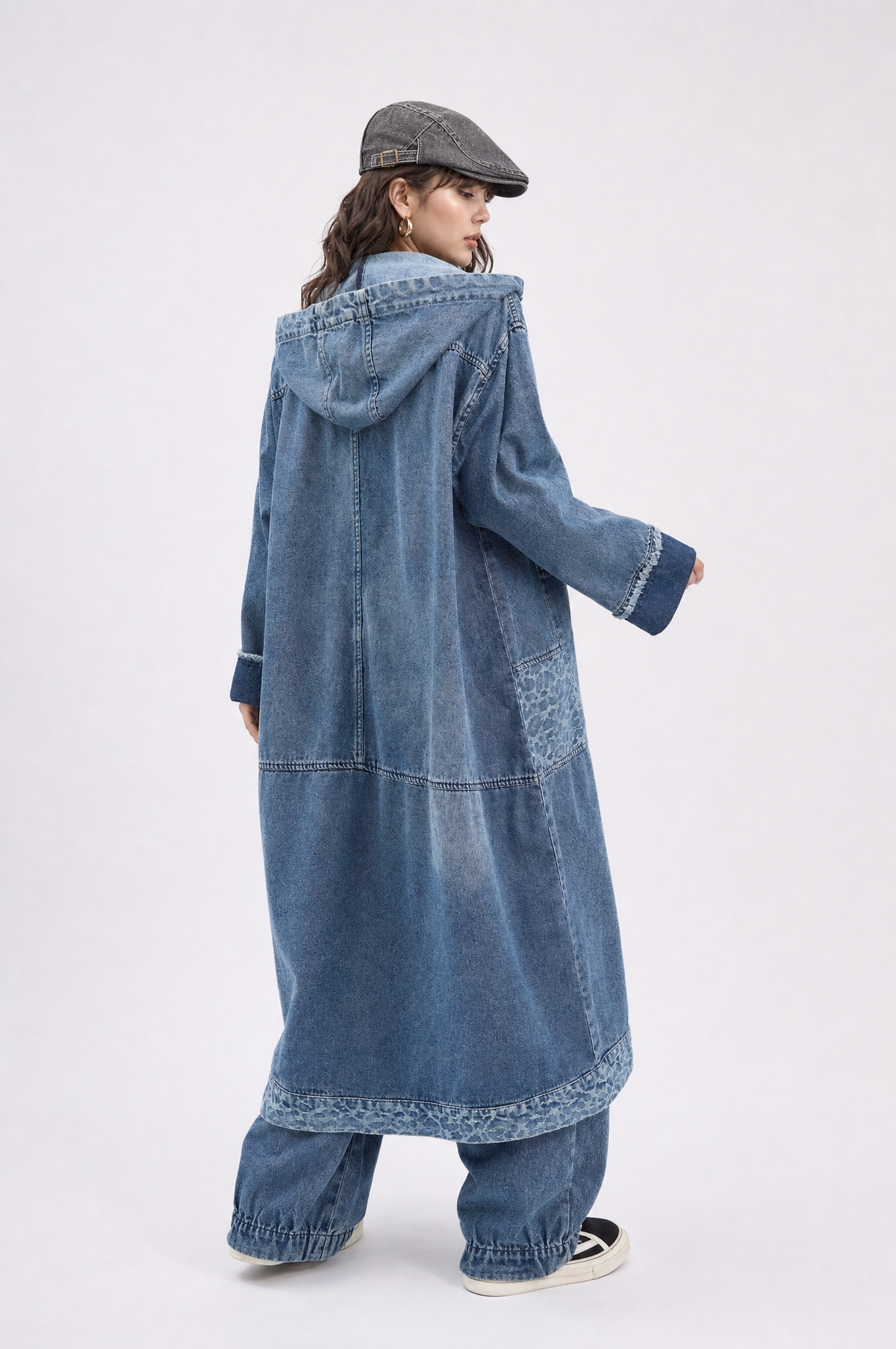 Ensemble denim manteau long à capuche et pantalon large