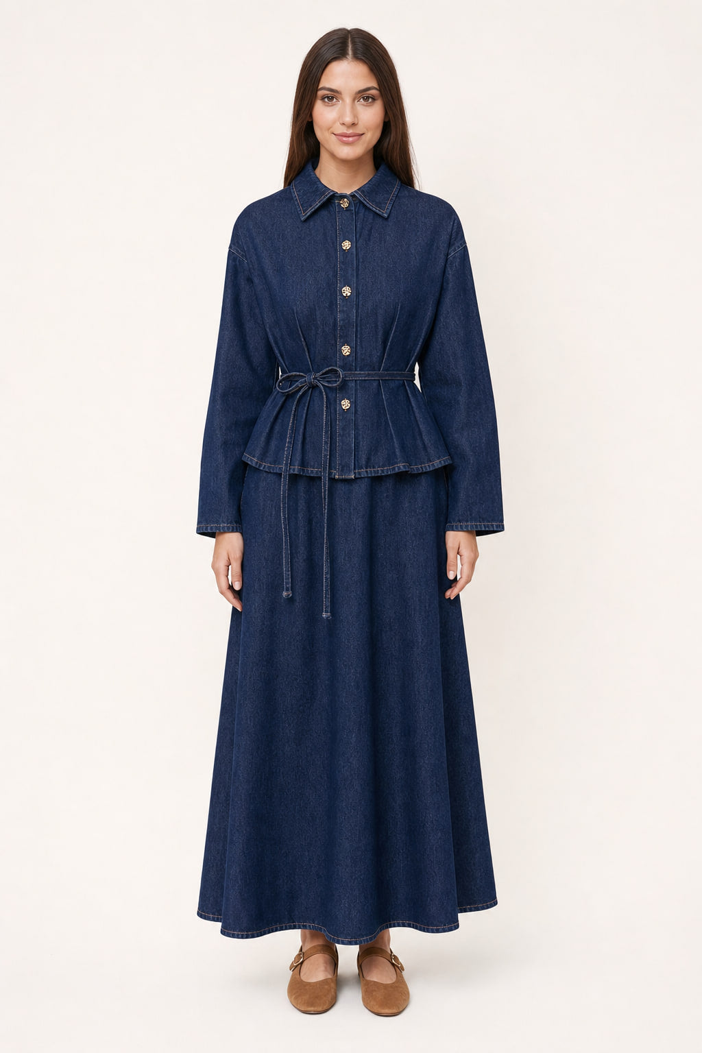 Ensemble denim veste ceinturée et jupe longue