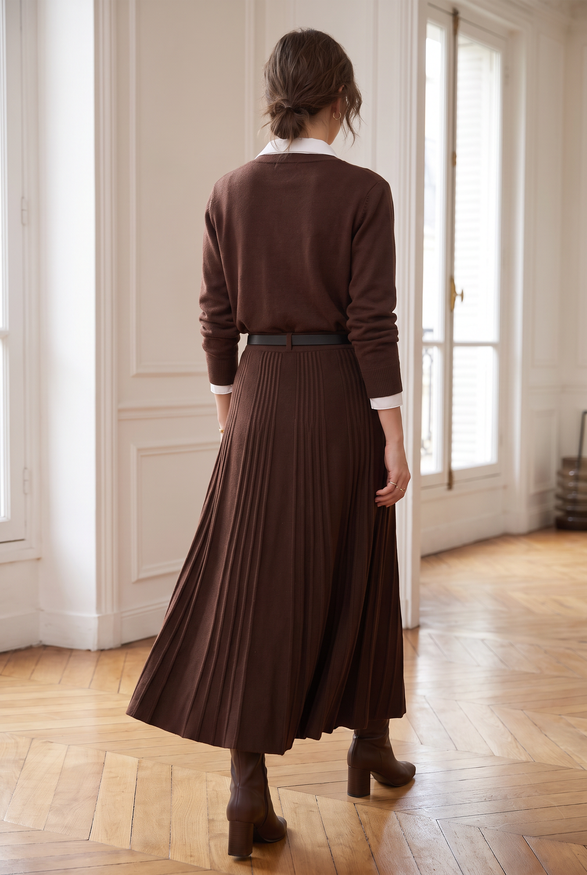 Jupe longue plissée en maille ceinturée